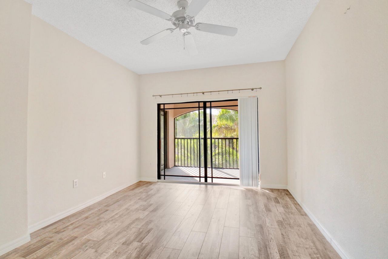 2801 Sarento Place, Unit 304, Palm Beach Gardens, FL 33410 Photo