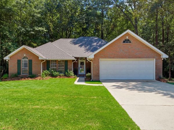 59 Nicklaus Trail, Petal, MS 39465