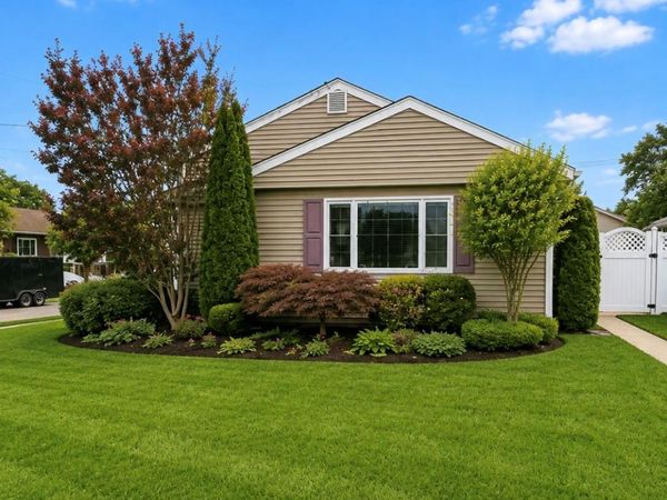 2426 Freeport Street, Wantagh, NY 11793