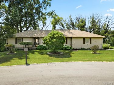 7034 Lake Street, Lexington Township, Mi 48450