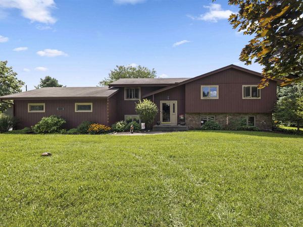 6649 E Oak Hill Road, STILLMAN VALLEY, IL 61084