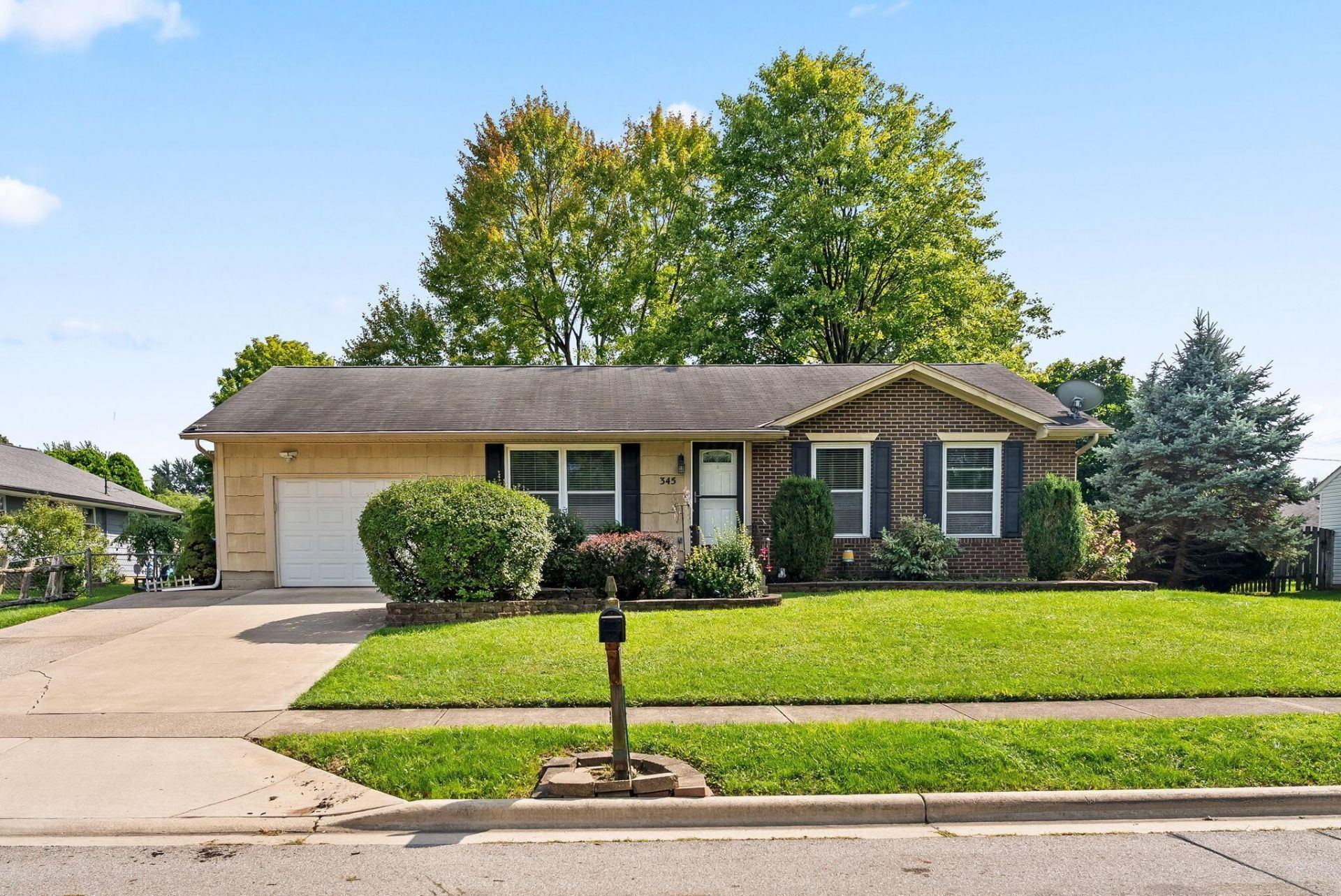 345 Dunchurch Road, Gahanna, OH 43230 Main Photo