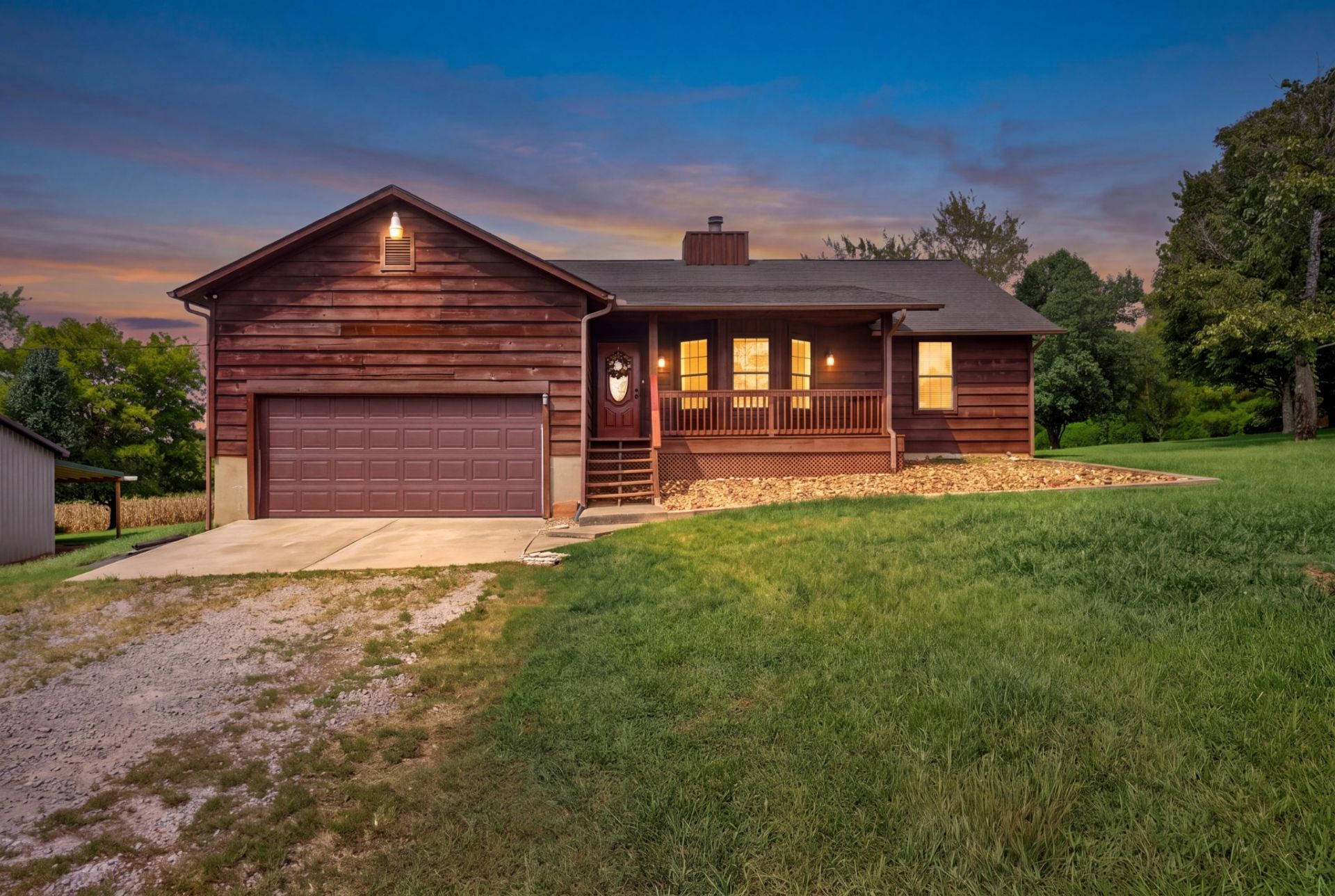 2467 Outlaw Rd, Woodlawn, TN 37191 Main Photo