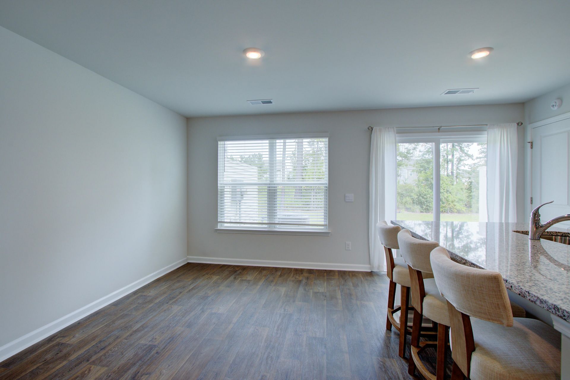 174 Haventree Court Photo 12