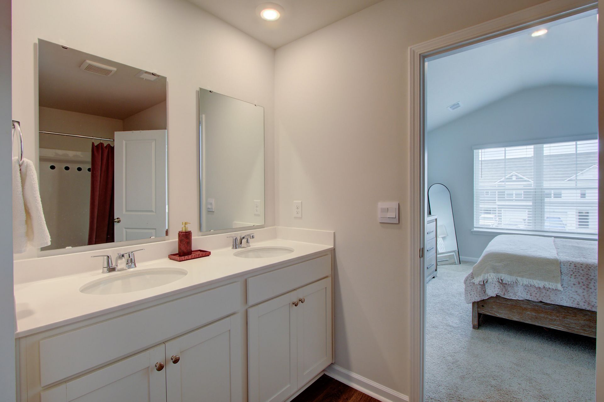 174 Haventree Court Photo 18