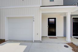 174 Haventree Court photo 4