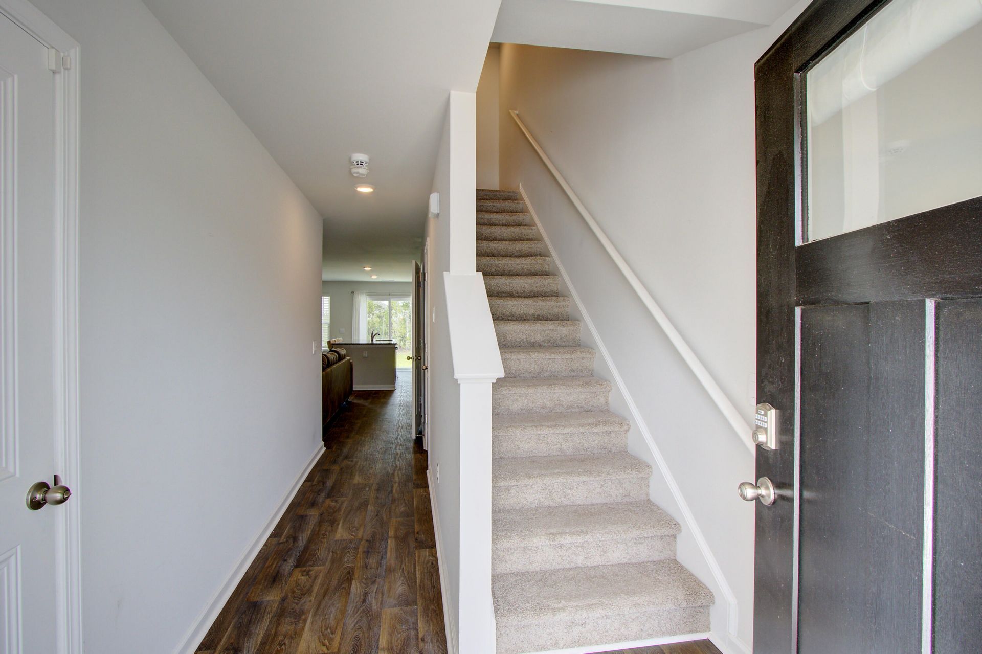 174 Haventree Court Photo 4