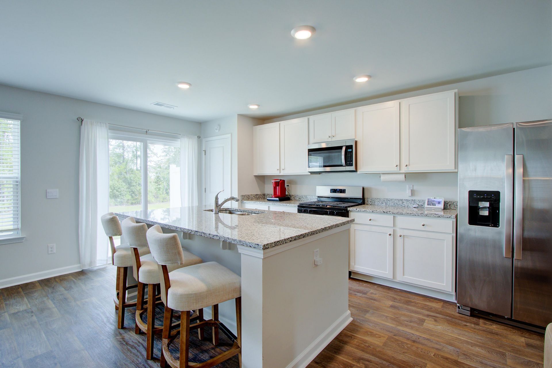 174 Haventree Court Photo 8