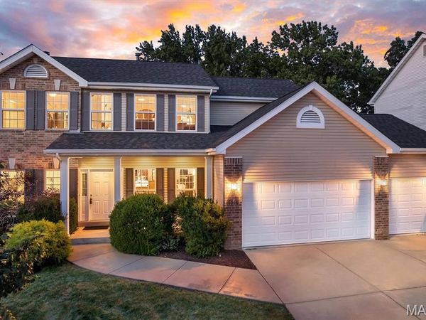 1016 Gardenbridge Place, St Charles, MO 63303