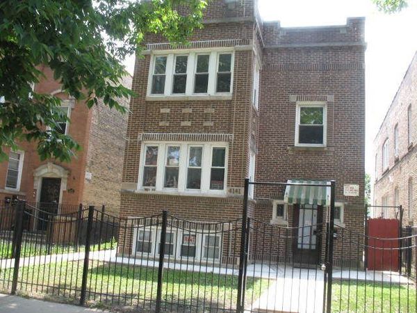 4141 W Barry Avenue, Chicago, IL 60641