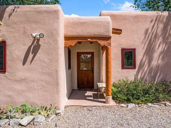 121 Bob , Santa Fe, NM 87501