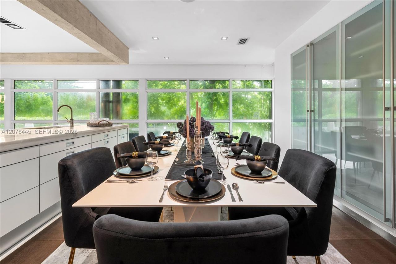 1606 S Bayshore Dr , Unit 1606, Miami, FL 33133 Photo