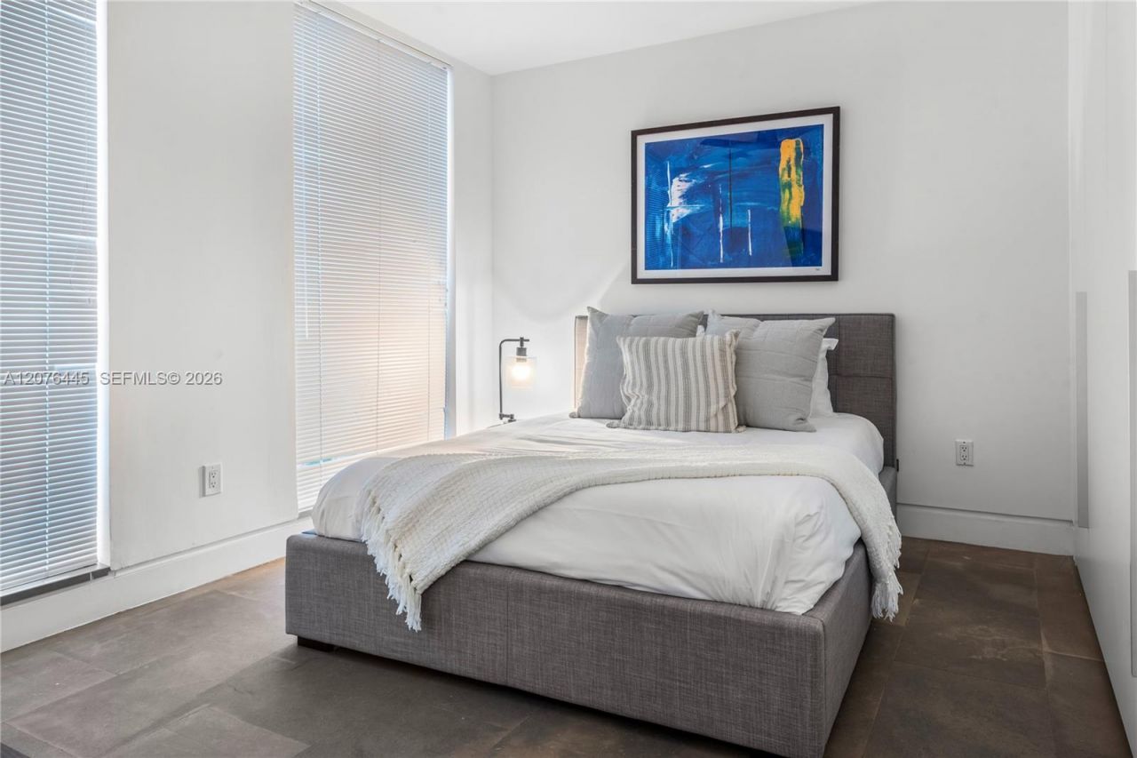 1606 S Bayshore Dr , Unit 1606, Miami, FL 33133 Photo