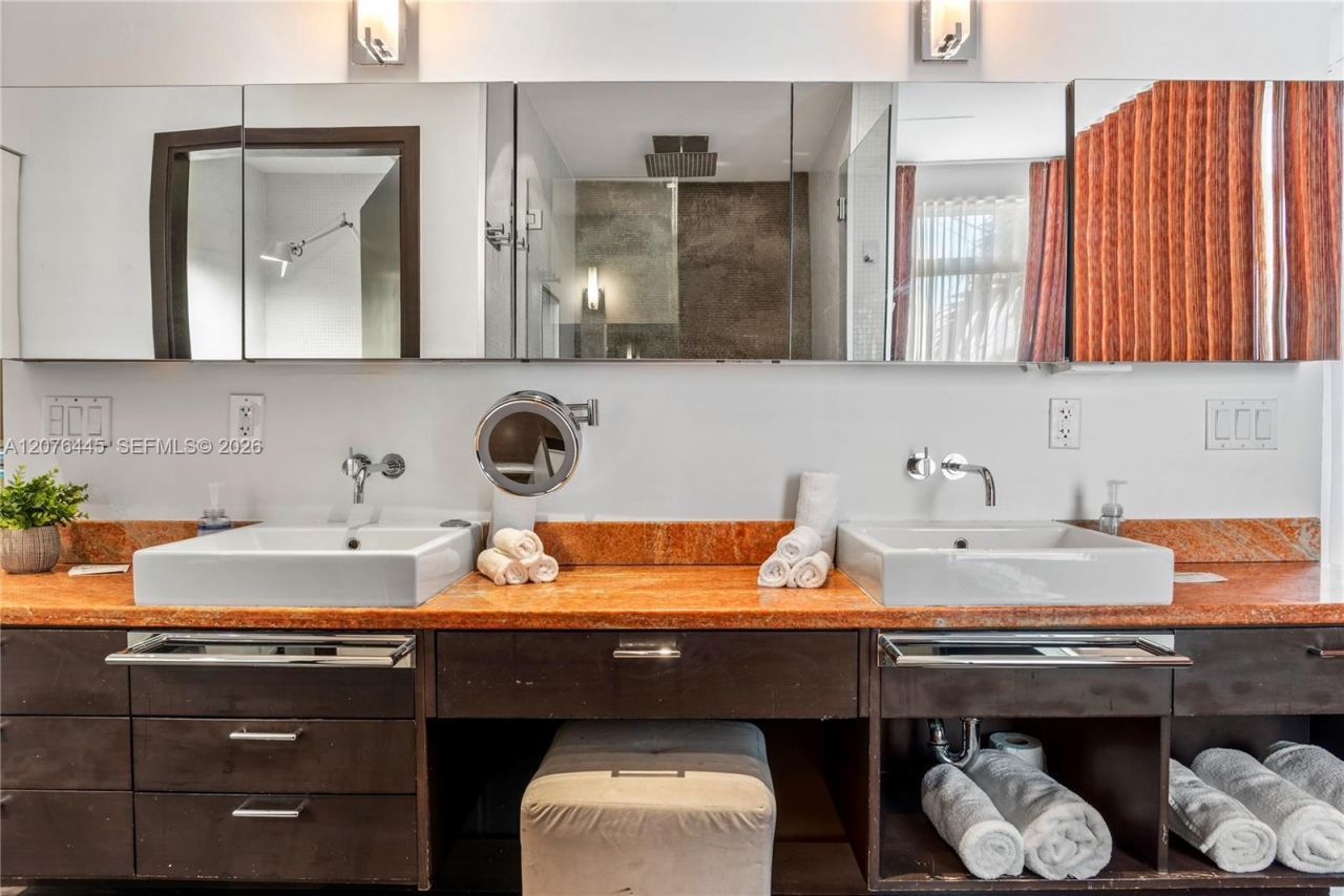 1606 S Bayshore Dr , Unit 1606, Miami, FL 33133 Photo
