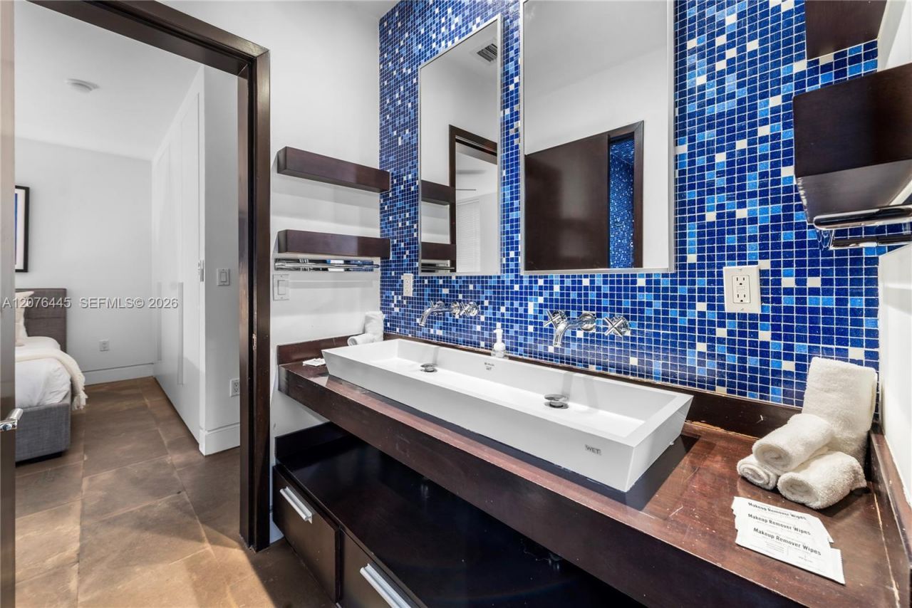 1606 S Bayshore Dr , Unit 1606, Miami, FL 33133 Photo