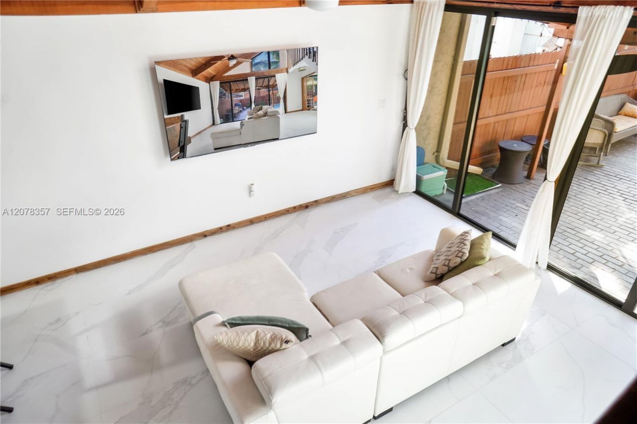 6191 NW 31st Way, Unit -, Fort Lauderdale, FL 33309 Photo