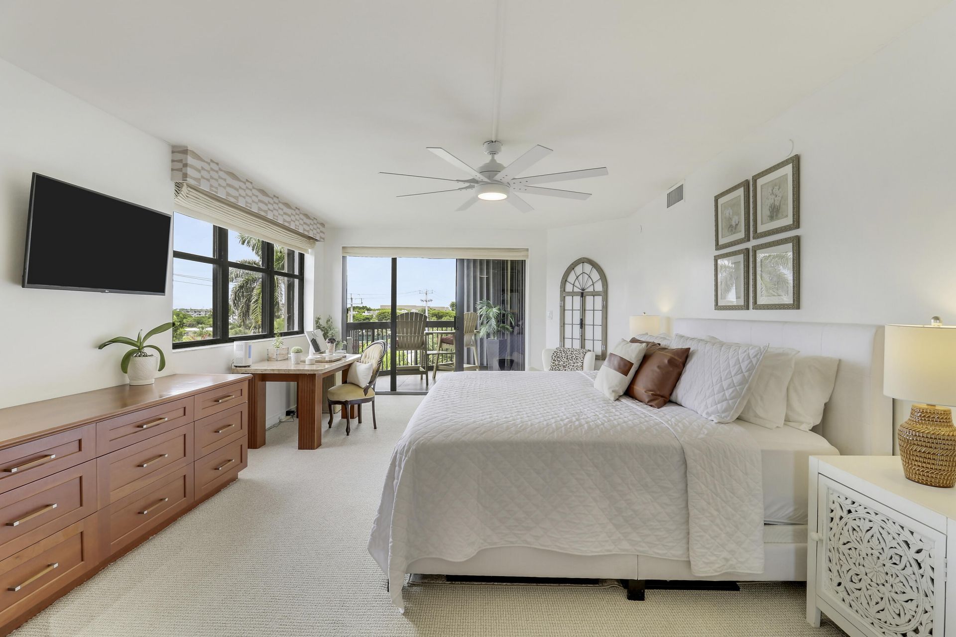 1155 Hillsboro Mile, Unit 403, Hillsboro Beach, FL 33062 Photo