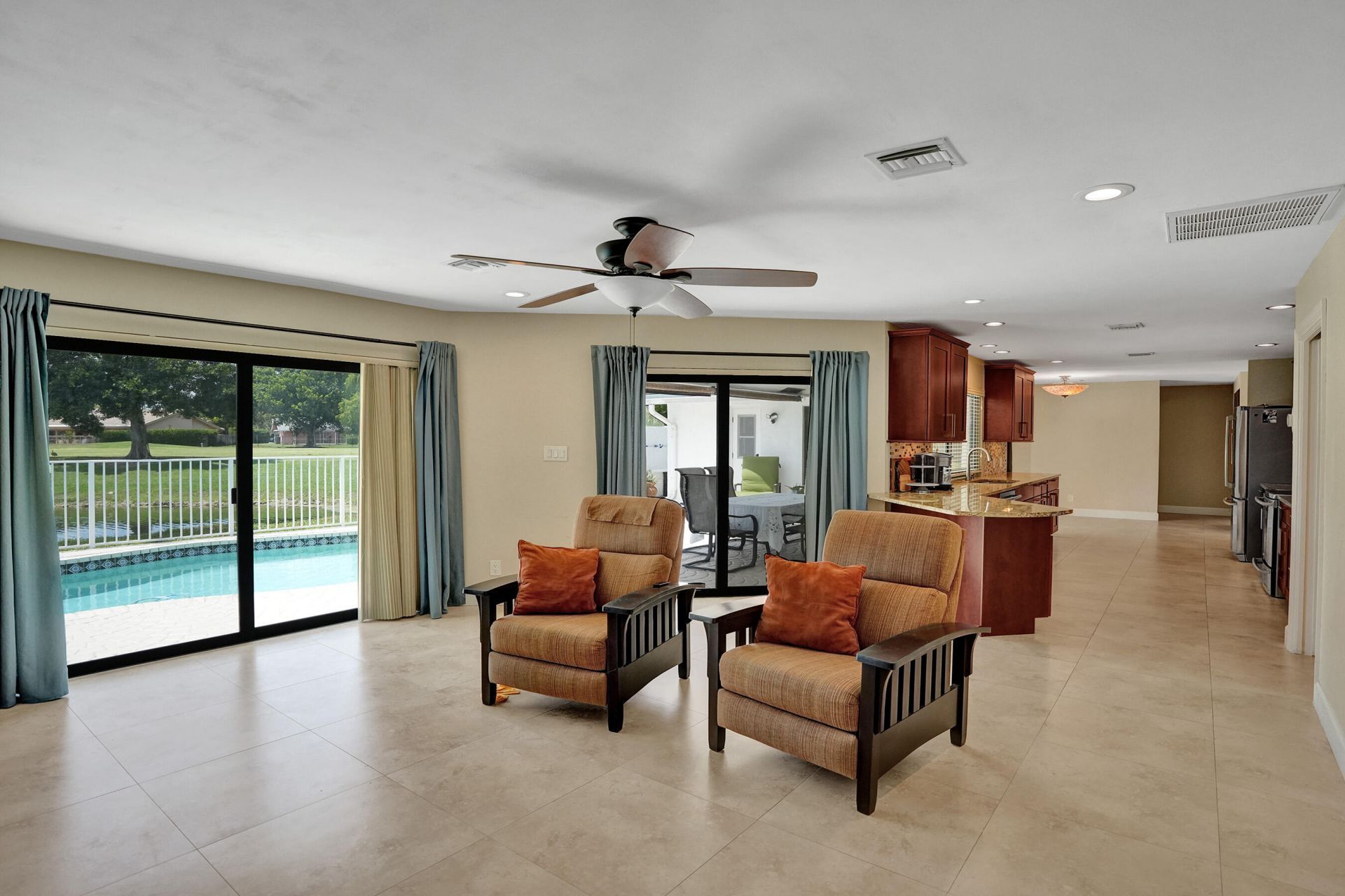 7301 NW 83rd Way, Tamarac, FL 33321 Photo