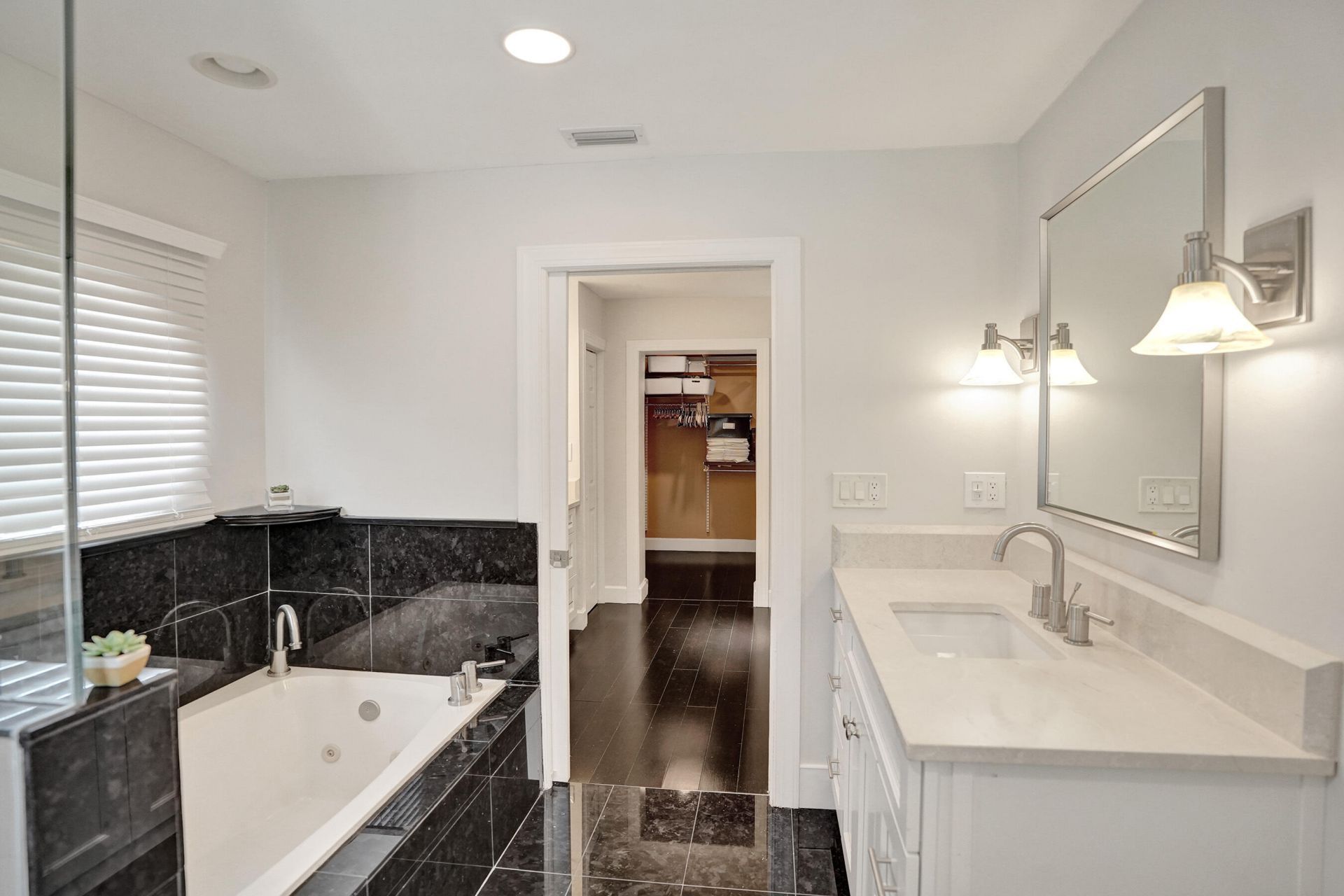 7301 NW 83rd Way, Tamarac, FL 33321 Photo