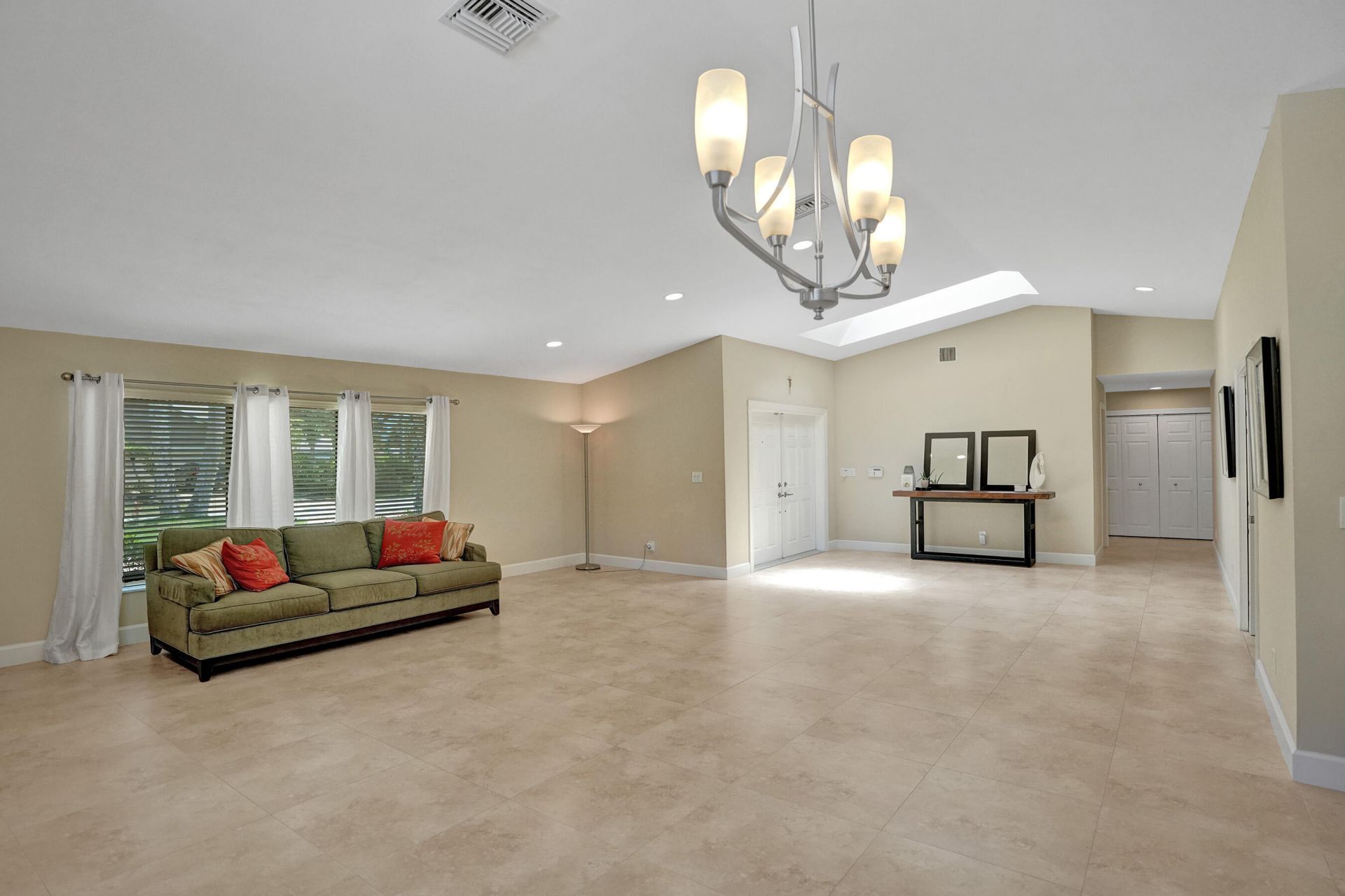 7301 NW 83rd Way, Tamarac, FL 33321 Photo