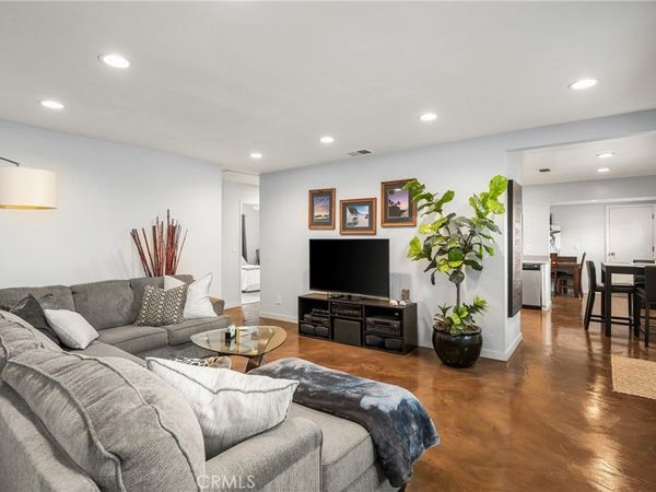 19301 Maynard Way, North Tustin, CA 92705