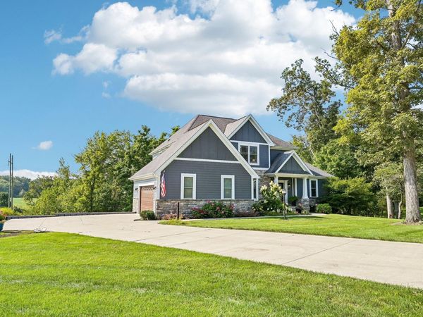883 Shadow Oak Bend, Marysville, OH 43040