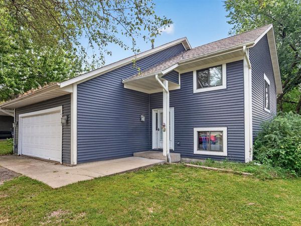1128 Fox Run Road, Waconia, MN 55387