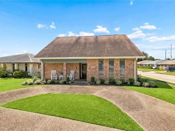 3952 AUGUSTA Street , Metairie, LA 70001