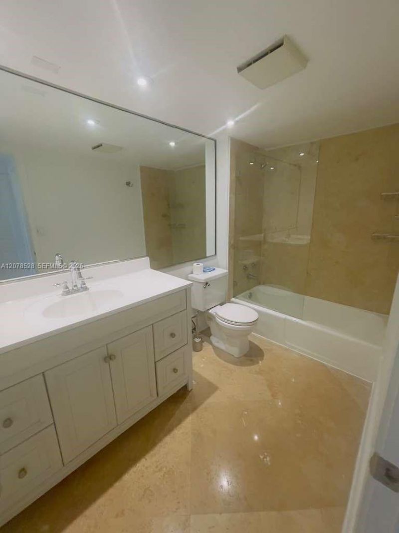 780 NE 69th St , Unit 1507, Miami, FL 33138 Photo