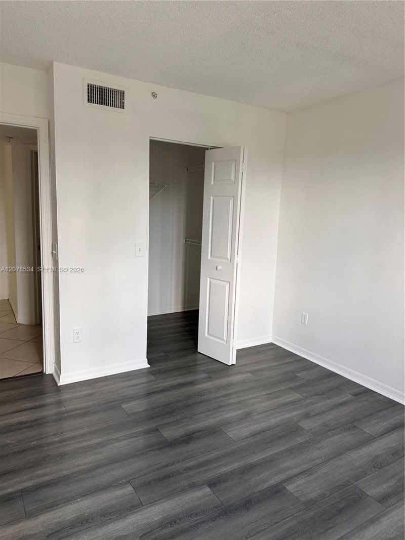 9640 NW 2nd St , Unit 5-306, Pembroke Pines, FL 33024 Photo