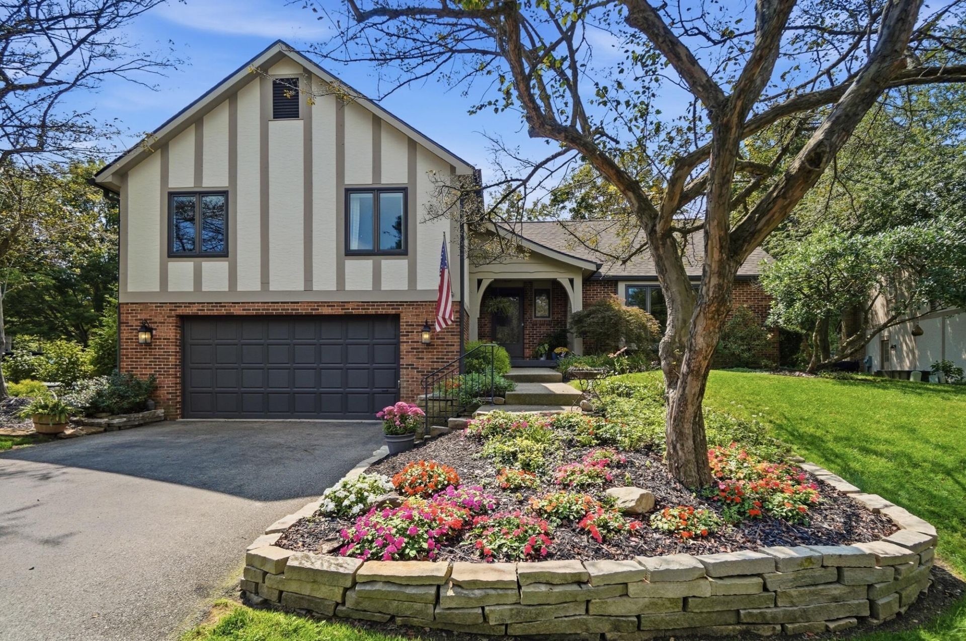 8627 Gairloch Court, Dublin, OH 43017 Main Photo