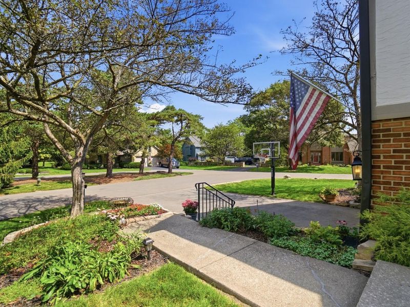 8627 Gairloch Court, Dublin, OH 43017 Photo 5