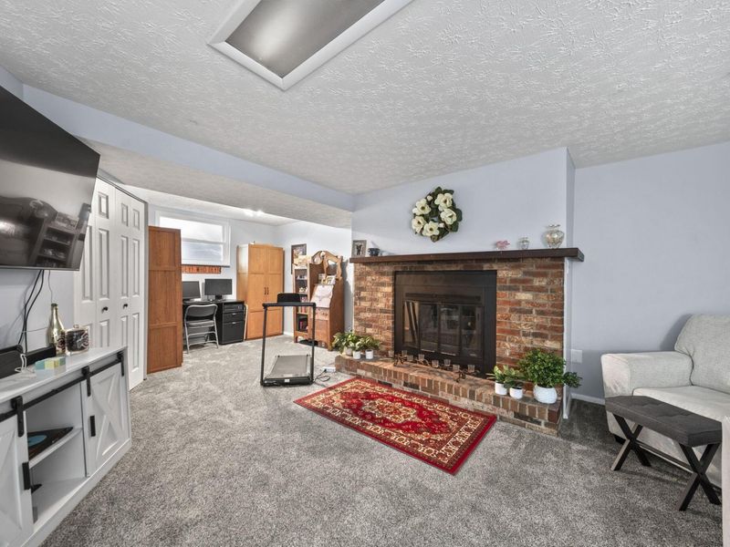 617 Oak Hollow Court, Columbus, OH 43228 Photo 22
