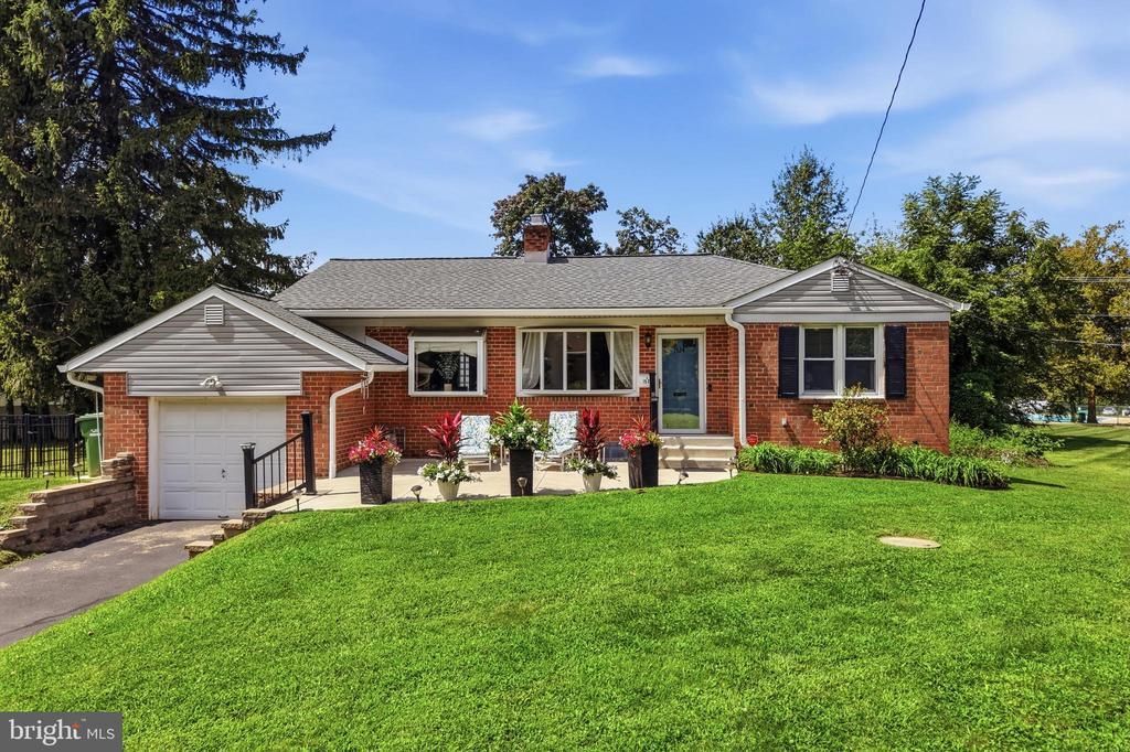 1524 S LIMEKILN PIKE, DRESHER, PA 19025
