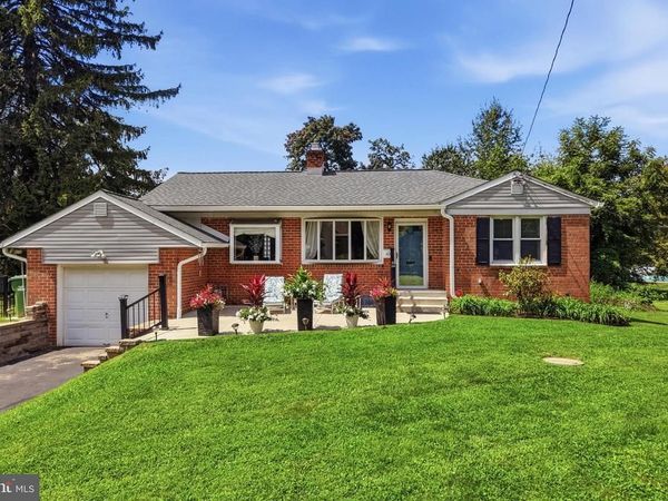 1524 S LIMEKILN PIKE, DRESHER, PA 19025