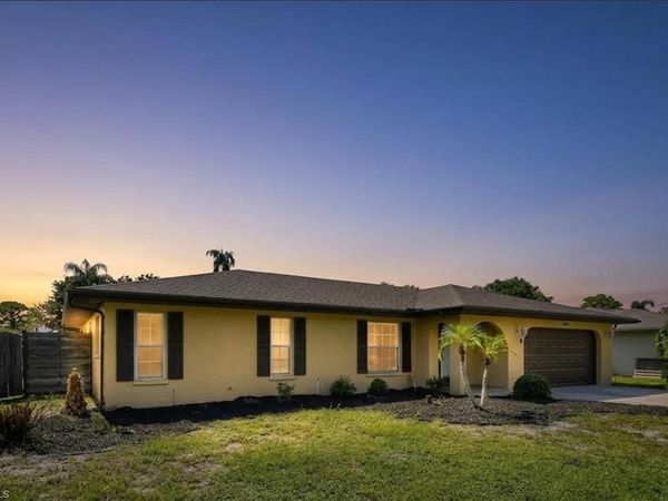 1304 71st ST NW, BRADENTON, FL 34209