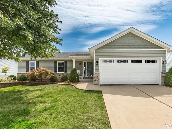 46 Tulip Bend Drive, Wentzville, MO 63385