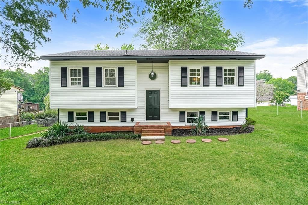7620 Pine Street, Rural Hall, NC 27045 Main Photo