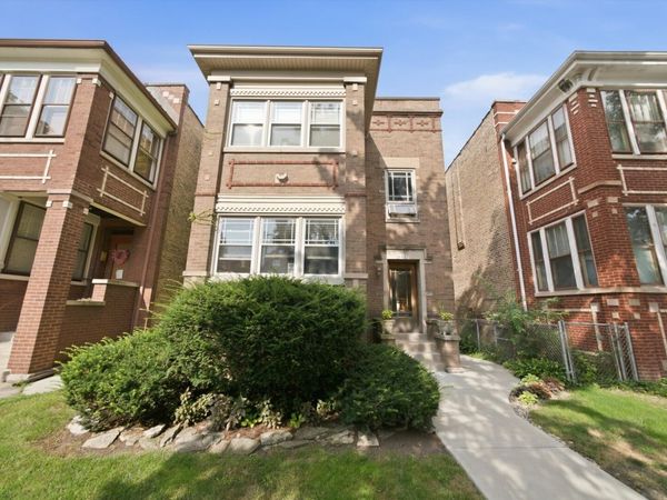 4442 N Sacramento Avenue, Chicago, IL 60625