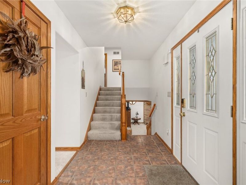 843 Wildwood Drive, Willard, OH 44890 Photo 2