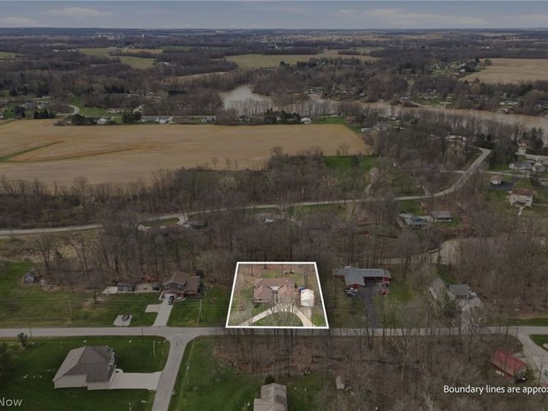 843 Wildwood Drive, Willard, OH 44890 Photo 47