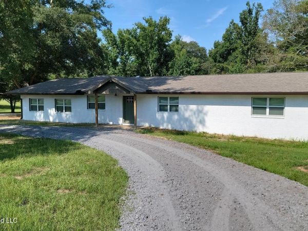 218 Salem Road, Forest, MS 39074