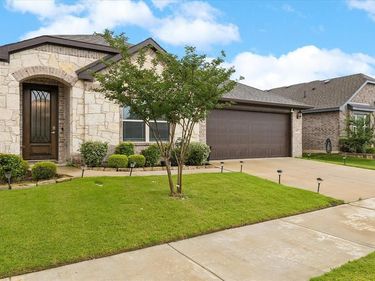 4425 Ridgehurst Lane, Fort Worth, TX 76036