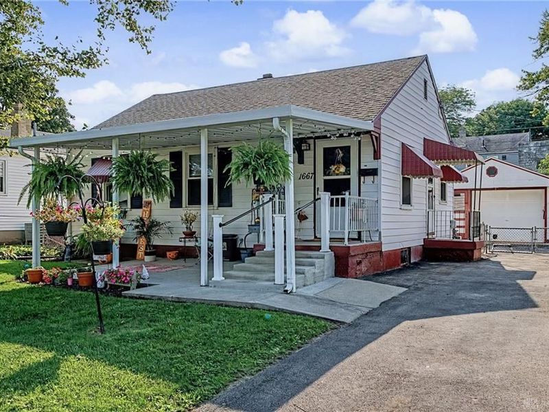 1667 Pell Drive, Dayton, OH 45410 Photo 2