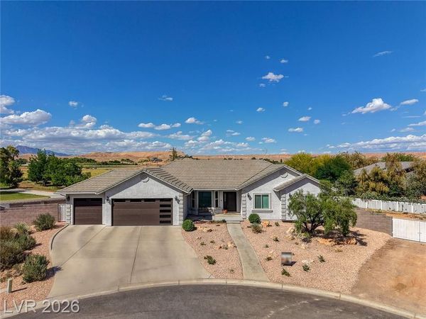 4362 Thistle Street, Logandale, NV 89021