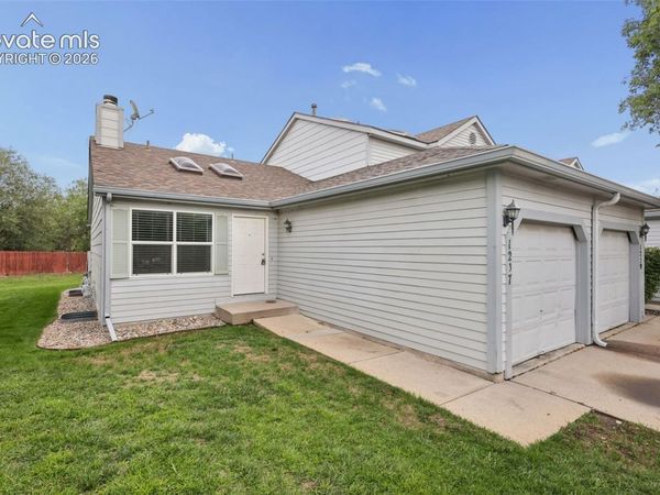 1237 Firefly Circle, Colorado Springs, CO 80916