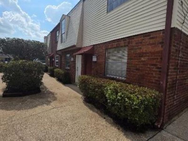 611 OAK Avenue , Unit C, Harahan, LA 70123