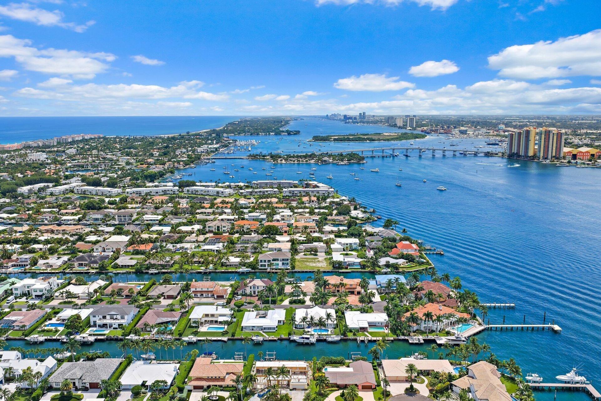 1051 Coral Way, West Palm Beach, FL 33404 Photo