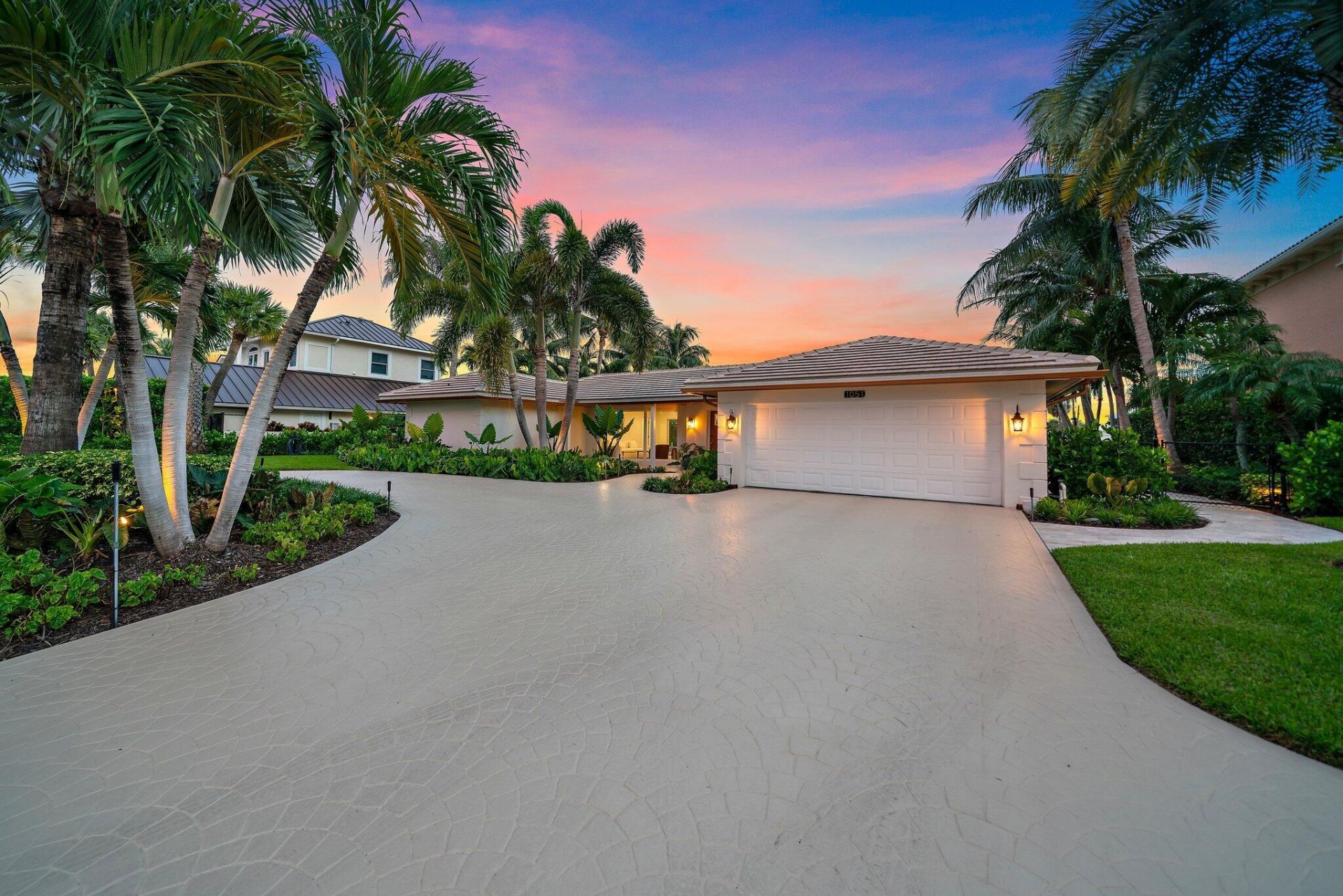 1051 Coral Way, West Palm Beach, FL 33404 Photo