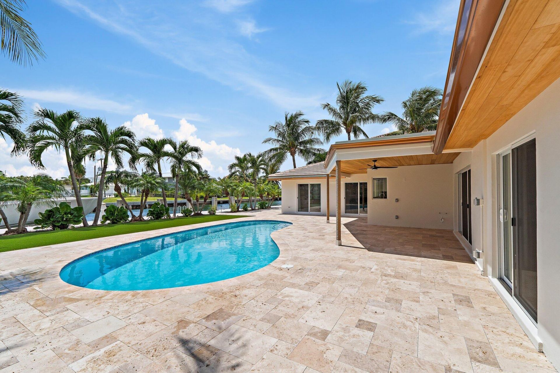 1051 Coral Way, West Palm Beach, FL 33404 Photo
